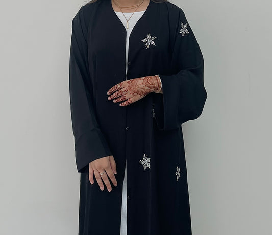 Ezraa Abaya