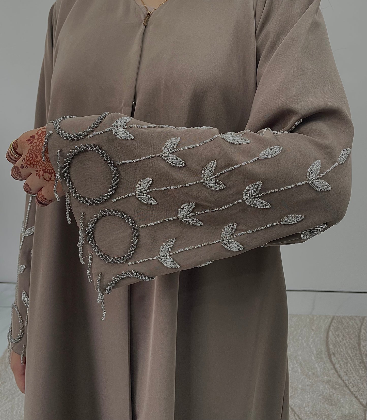 Falah Abaya
