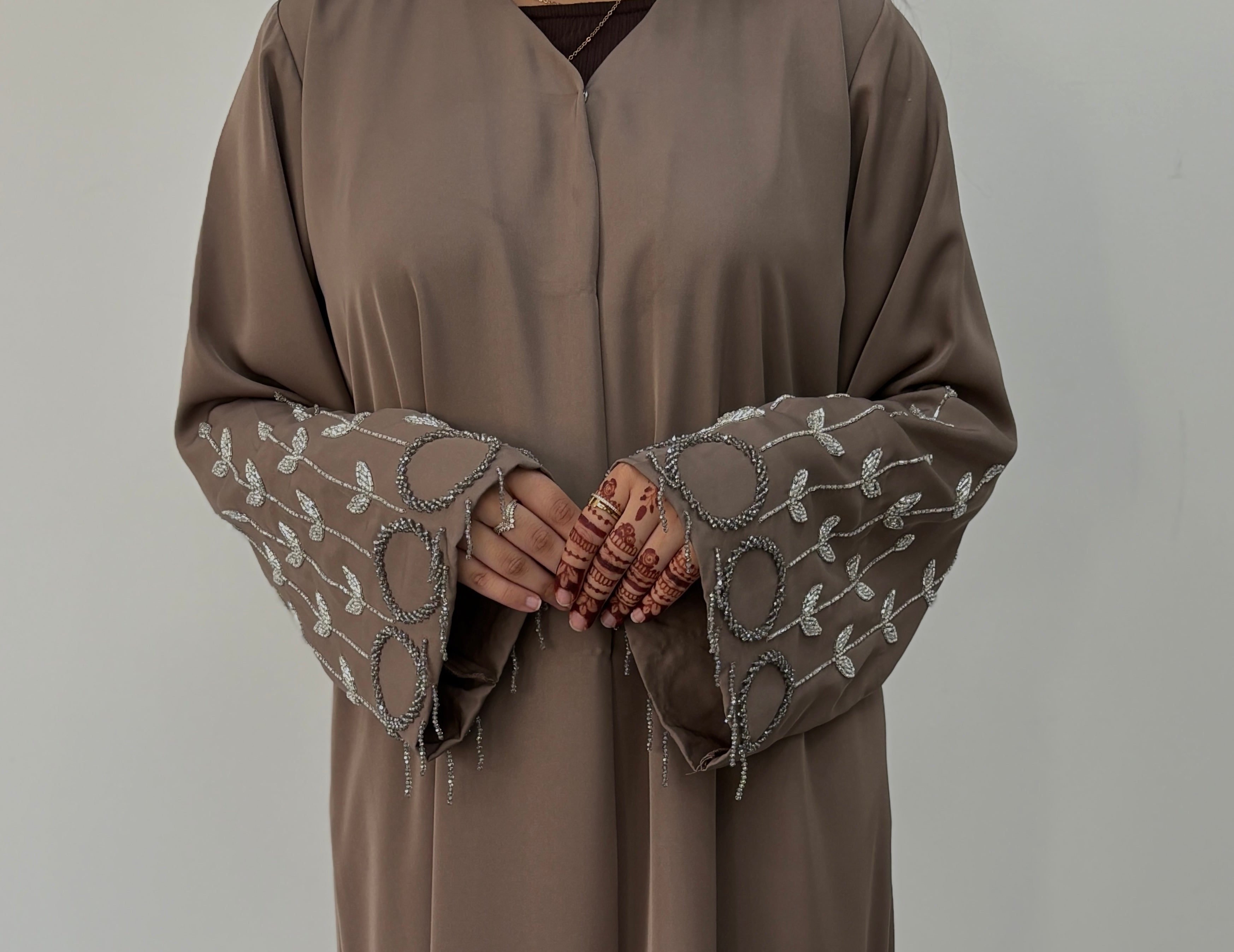 Falah Abaya