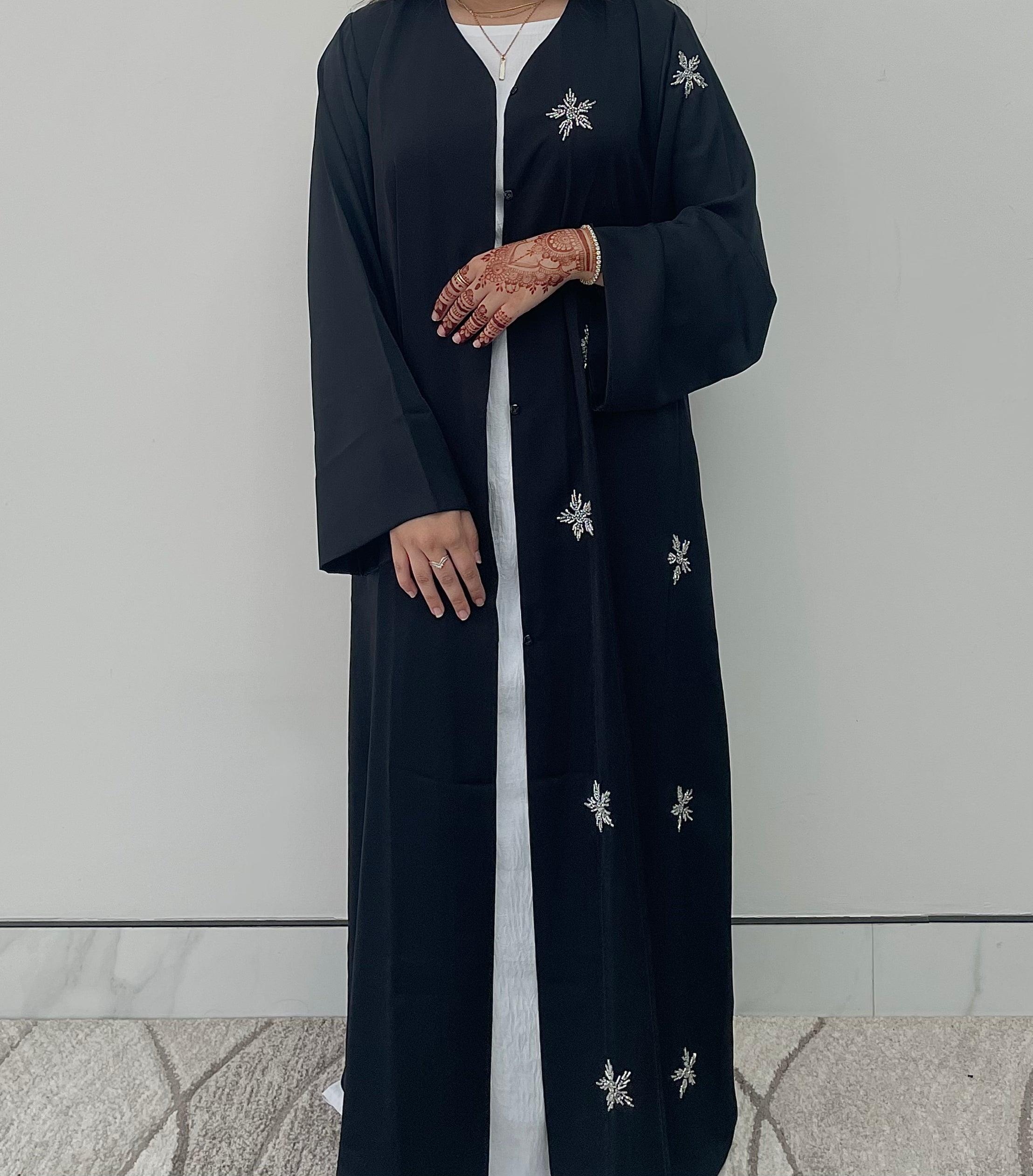 Ezraa Abaya