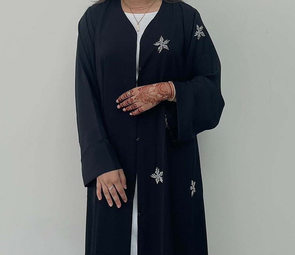 Ezraa Abaya