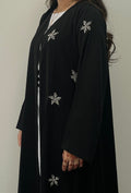 Ezraa Abaya